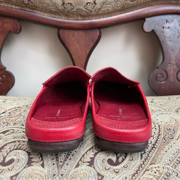 Burberry Hand Made Red Leather Slip On Squared Toe Mules Flats Shoes Size 7 - Picture 9 of 13